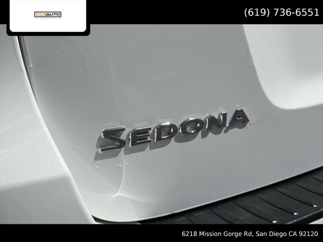 2017 Kia Sedona LX