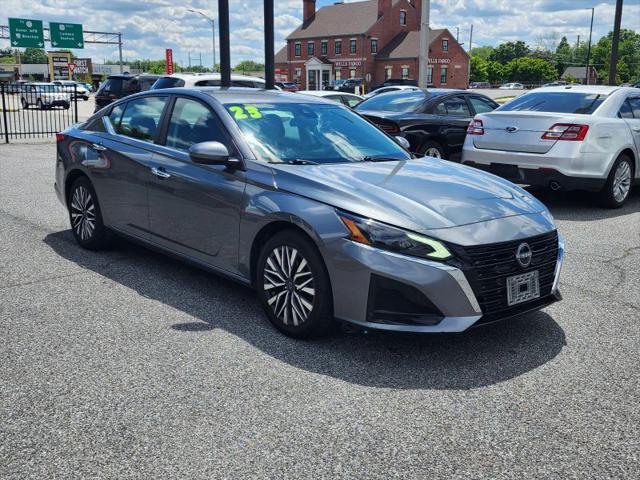 2023 Nissan Altima SV FWD