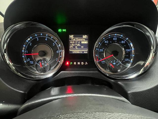 2016 Chrysler Town & Country Touring
