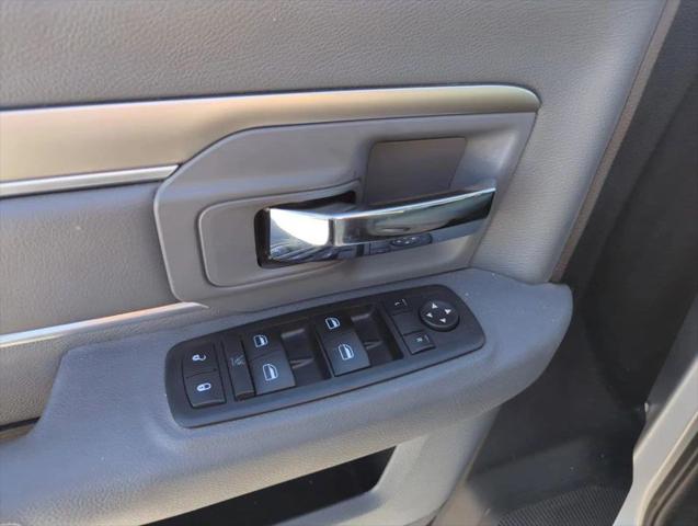 2016 Ram 1500 SLT