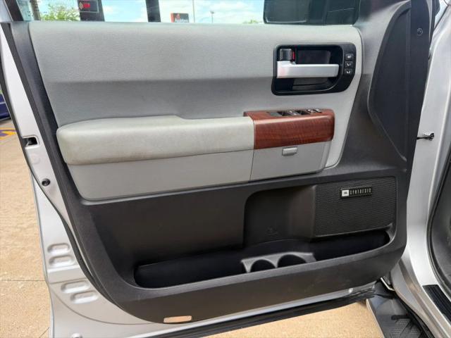 2016 Toyota Sequoia Platinum 5.7L V8
