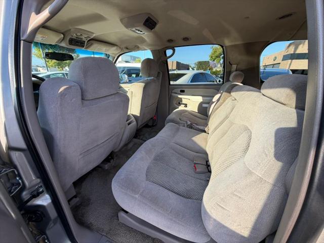 2002 Chevrolet Suburban LS