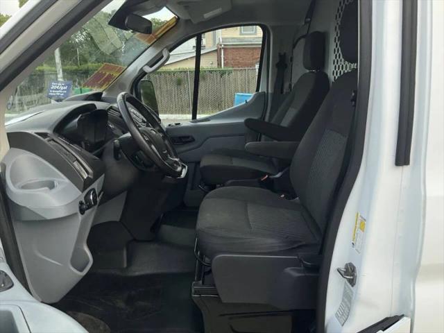 2017 Ford Transit w/60/40 Side Door w/RWB