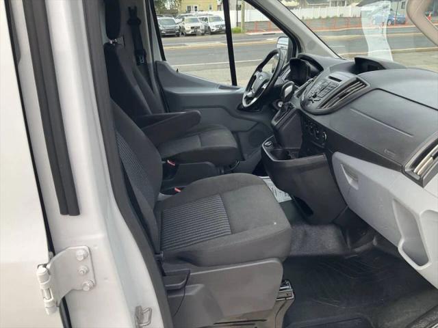 2017 Ford Transit w/60/40 Side Door w/RWB