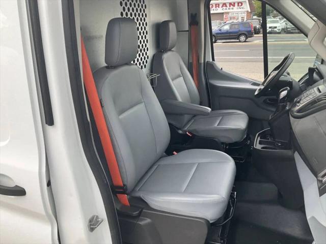 2019 Ford Transit w/Sliding Side Door