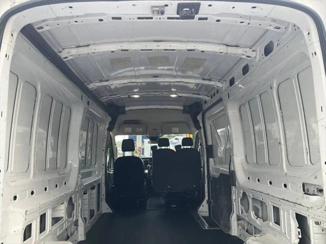 2021 Ford Transit Cargo Van Medium Roof w/LWB