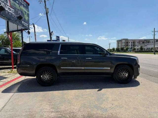 2017 Cadillac Escalade ESV Platinum