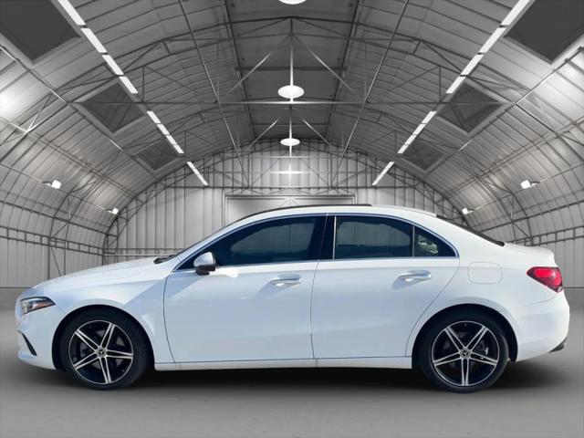 2022 Mercedes-Benz A 220 A 220
