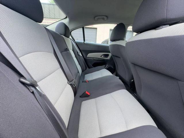 2013 Chevrolet Cruze LS Auto
