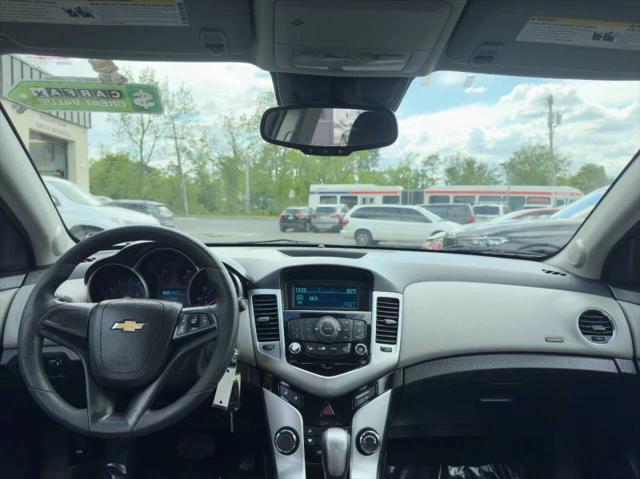 2013 Chevrolet Cruze LS Auto