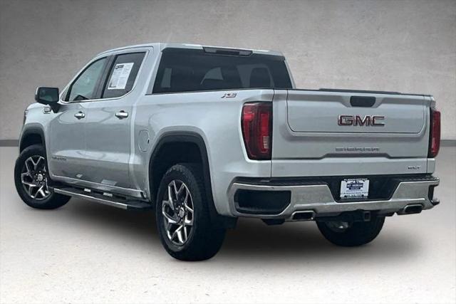 2022 GMC Sierra 1500 4WD Crew Cab Short Box SLT