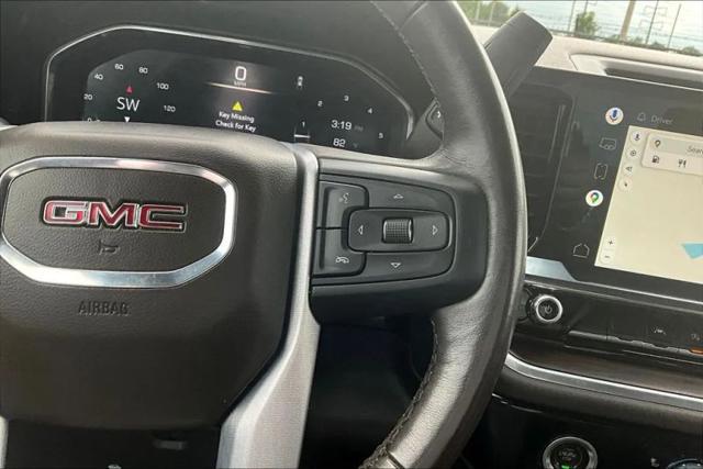 2022 GMC Sierra 1500 4WD Crew Cab Short Box SLT