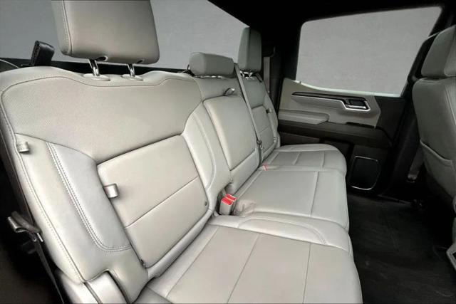 2022 GMC Sierra 1500 4WD Crew Cab Short Box SLT
