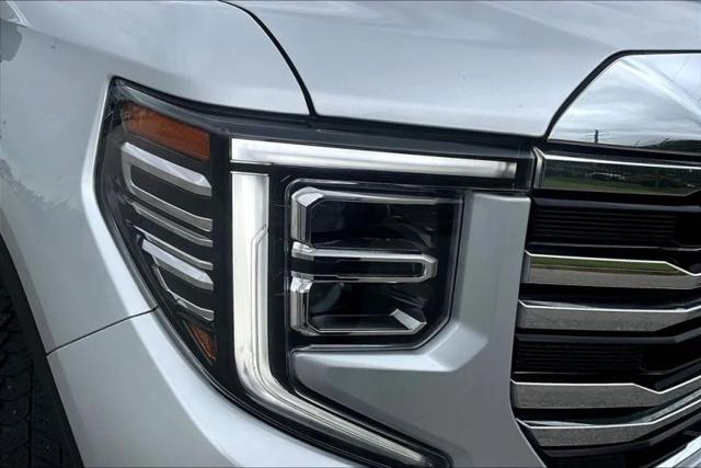 2022 GMC Sierra 1500 4WD Crew Cab Short Box SLT