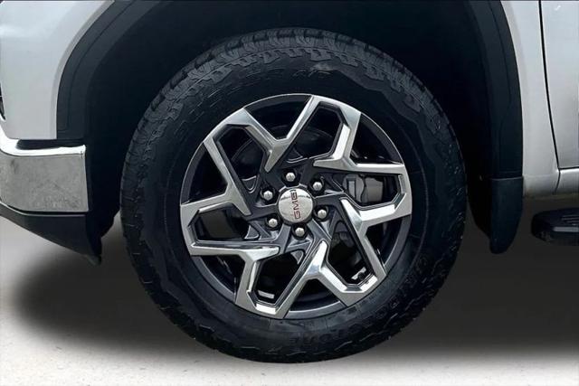 2022 GMC Sierra 1500 4WD Crew Cab Short Box SLT