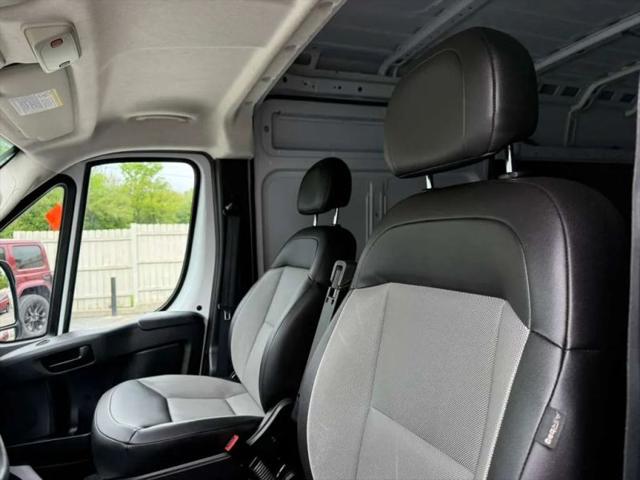 2025 Ram ProMaster 2500 Cargo Van Tradesman High Roof 159" WB w/Pass Seat