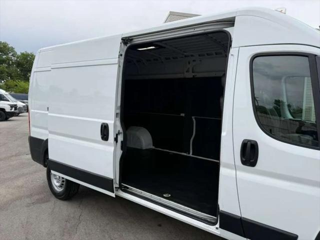 2025 Ram ProMaster 2500 Cargo Van Tradesman High Roof 159" WB w/Pass Seat
