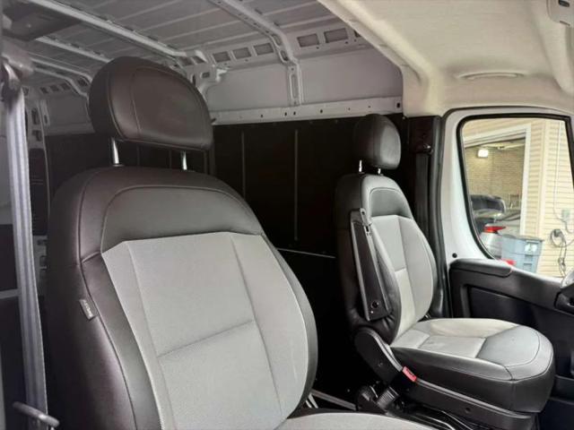 2025 Ram ProMaster 2500 Cargo Van Tradesman High Roof 159" WB w/Pass Seat