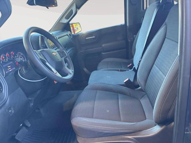 2022 Chevrolet Silverado 1500 2WD Crew Cab Short Bed Custom