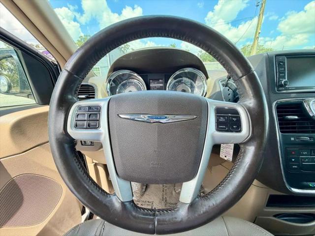 2015 Chrysler Town & Country Touring