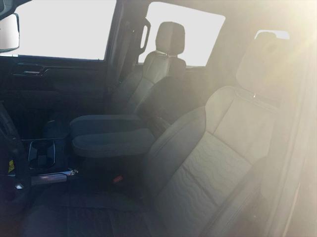 2025 Chevrolet Silverado 2500HD 4WD Crew Cab Standard Bed ZR2
