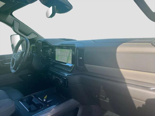 2025 Chevrolet Silverado 2500HD 4WD Crew Cab Standard Bed ZR2