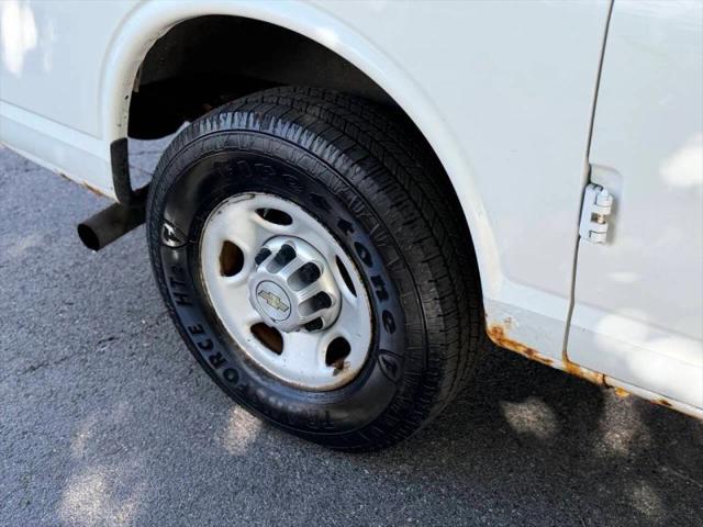 2011 Chevrolet Express Work Van