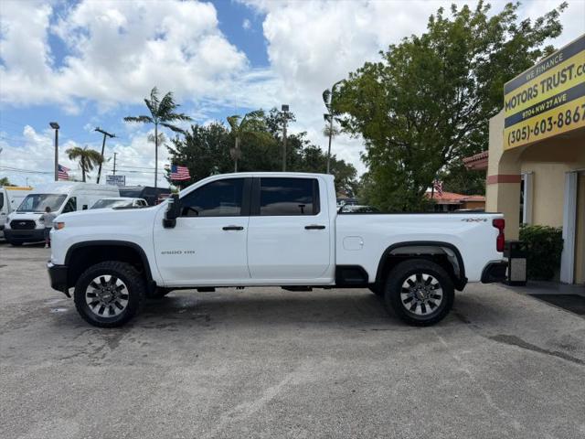 2021 Chevrolet Silverado 2500HD 4WD Crew Cab Standard Bed Custom