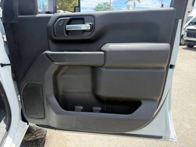 2021 Chevrolet Silverado 2500HD 4WD Crew Cab Standard Bed Custom