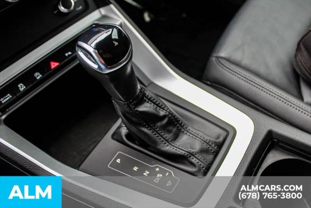 2025 Audi Q3 Premium 45 TFSI S line quattro Tiptronic