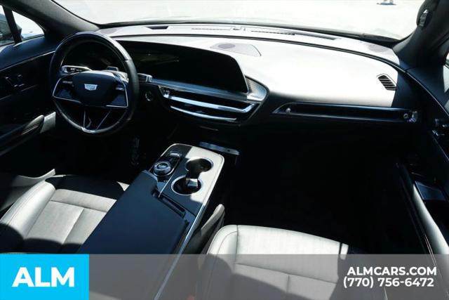 2024 Cadillac iQ Luxury w/1SD