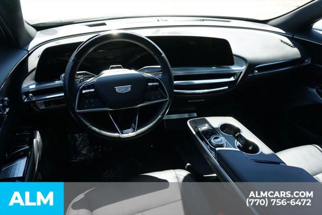 2024 Cadillac iQ Luxury w/1SD