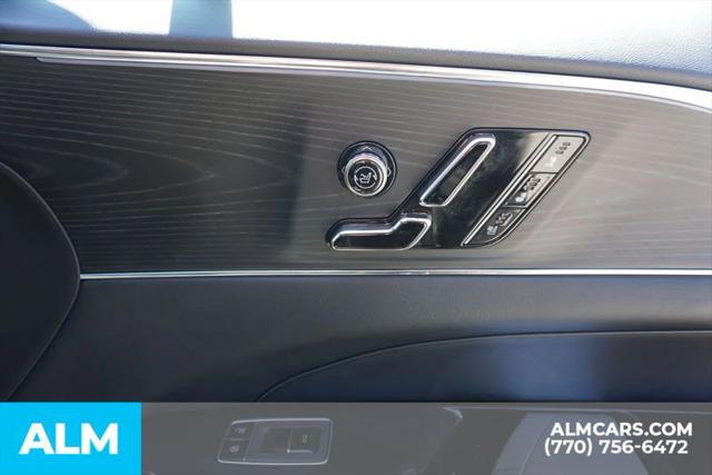 2024 Cadillac iQ Luxury w/1SD