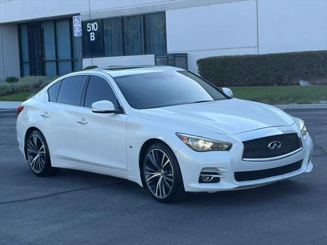 2015 INFINITI Q50 Premium
