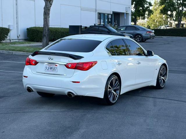 2015 INFINITI Q50 Premium