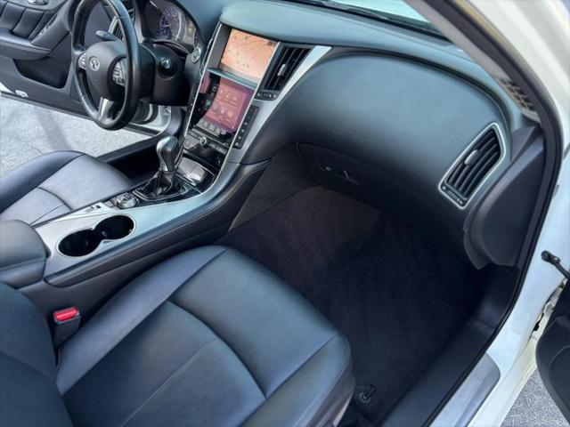 2015 INFINITI Q50 Premium