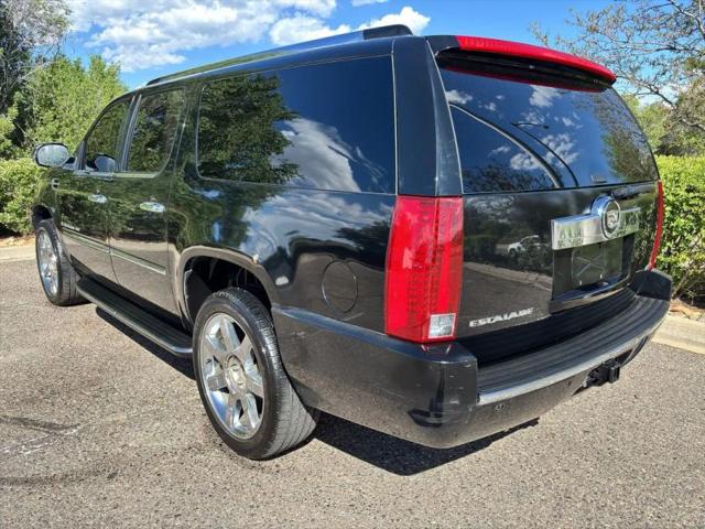 2007 Cadillac Escalade ESV Standard
