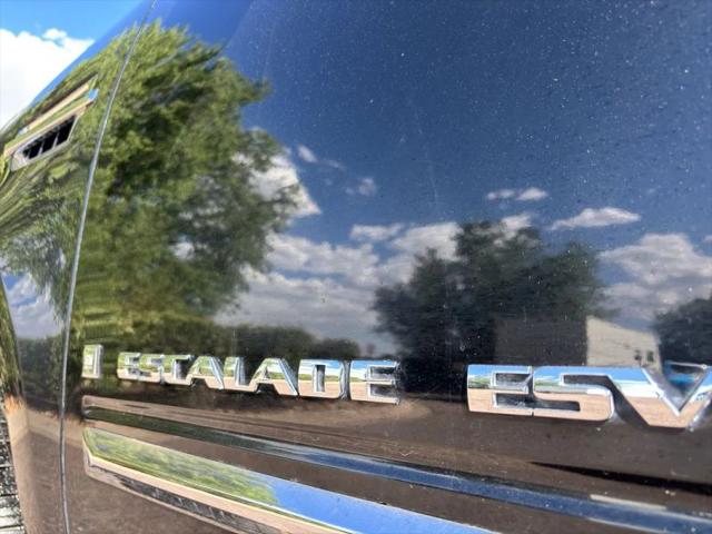 2007 Cadillac Escalade ESV Standard
