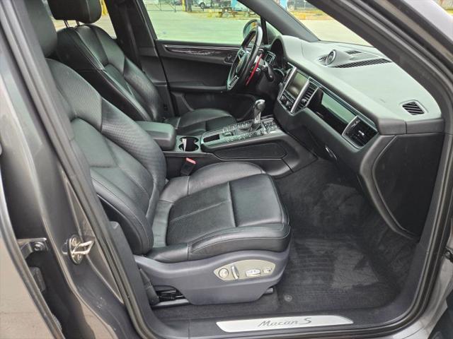 2015 Porsche Macan S