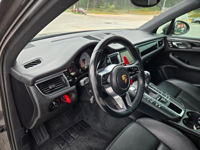 2015 Porsche Macan S