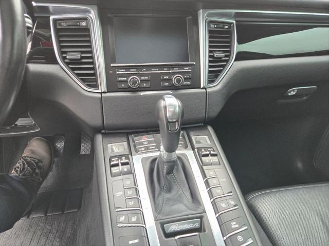 2015 Porsche Macan S
