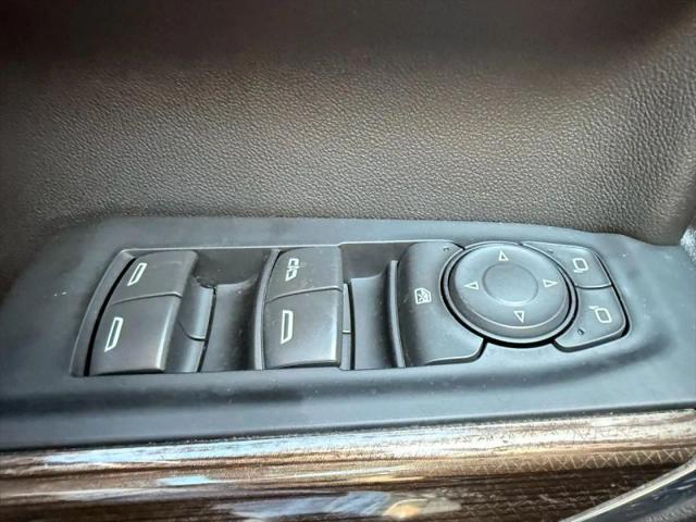 2022 Chevrolet Silverado 1500 4WD Crew Cab Short Bed LT
