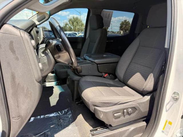 2022 Chevrolet Silverado 1500 4WD Crew Cab Short Bed LT
