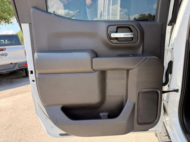2022 Chevrolet Silverado 1500 4WD Crew Cab Short Bed LT