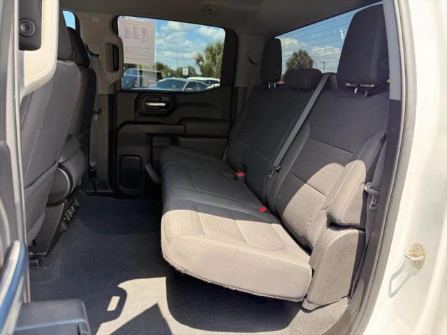 2022 Chevrolet Silverado 1500 4WD Crew Cab Short Bed LT