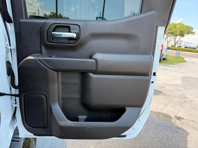 2022 Chevrolet Silverado 1500 4WD Crew Cab Short Bed LT