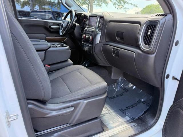 2022 Chevrolet Silverado 1500 4WD Crew Cab Short Bed LT