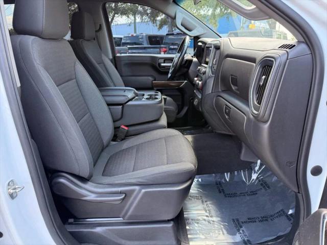 2022 Chevrolet Silverado 1500 4WD Crew Cab Short Bed LT