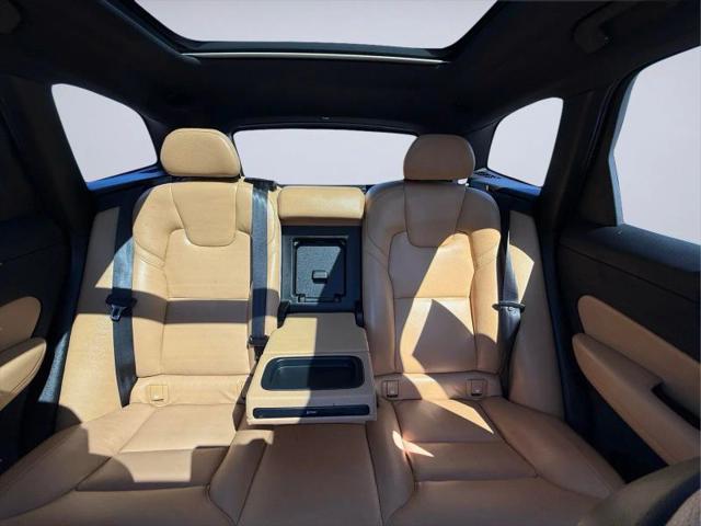 2018 Volvo XC60 T5 Momentum