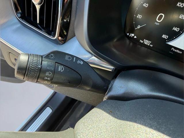 2018 Volvo XC60 T5 Momentum